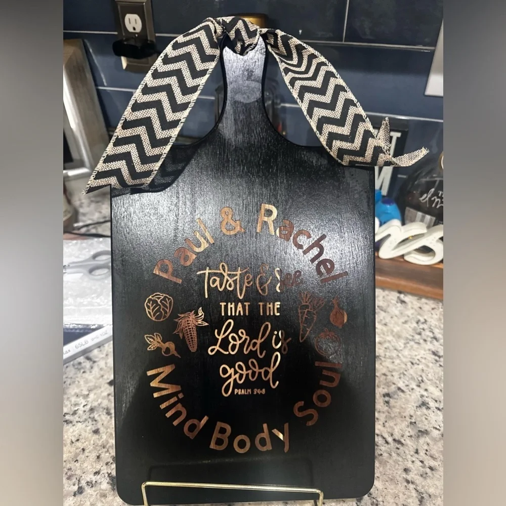 CUSTOM ENGRAVED ACADIA CUTTING BOARD